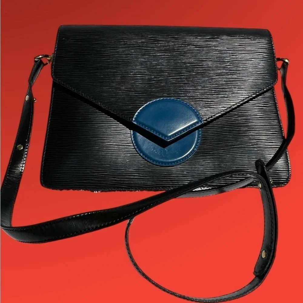LV Black and Blue Epi Osh